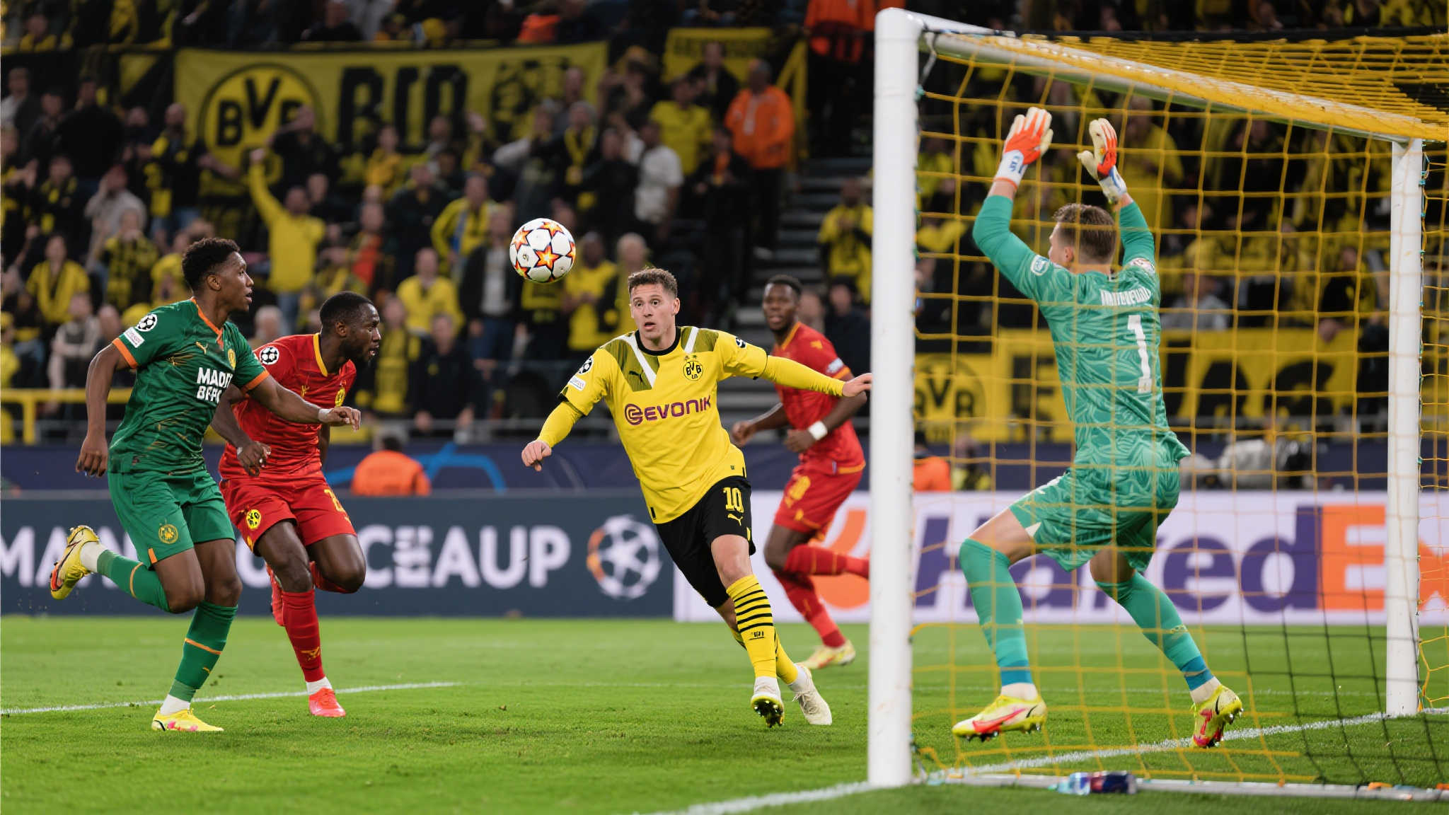 世俱杯:激战上演!多特蒙德险胜马梅洛迪日落 世俱杯:激战上演!多特蒙德险胜马梅洛迪日落